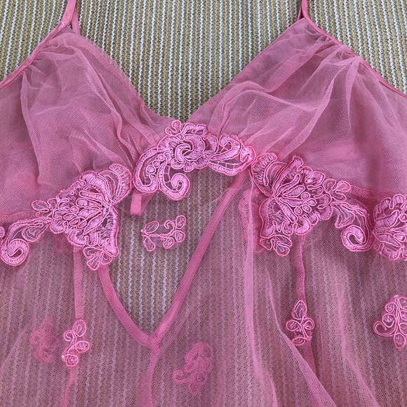 Victoria’s Secret Lingerie Slip - Picture 2 of 4